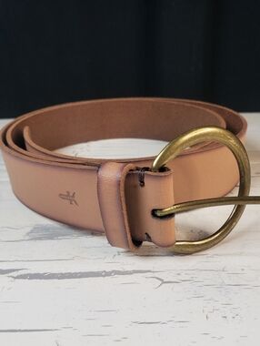 Frye Flat Leather Belt (style DC1040C) in Tan - Women's size L